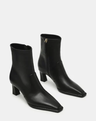 Stivaletti in pelle nera Fare