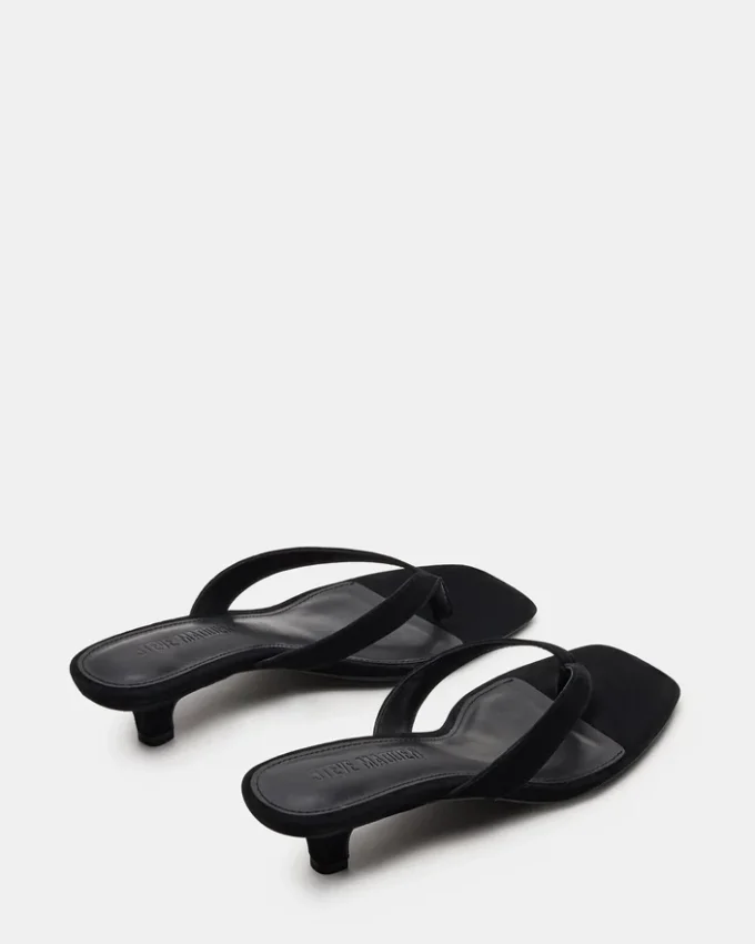 Tracie in camoscio nero Tracie in camoscio nero