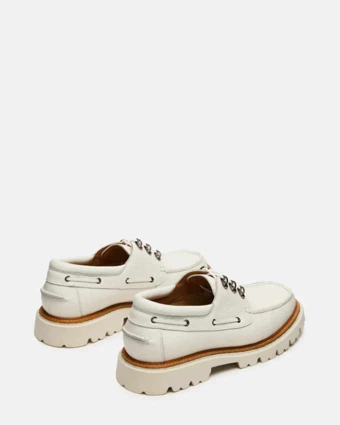 Victor in pelle bianca