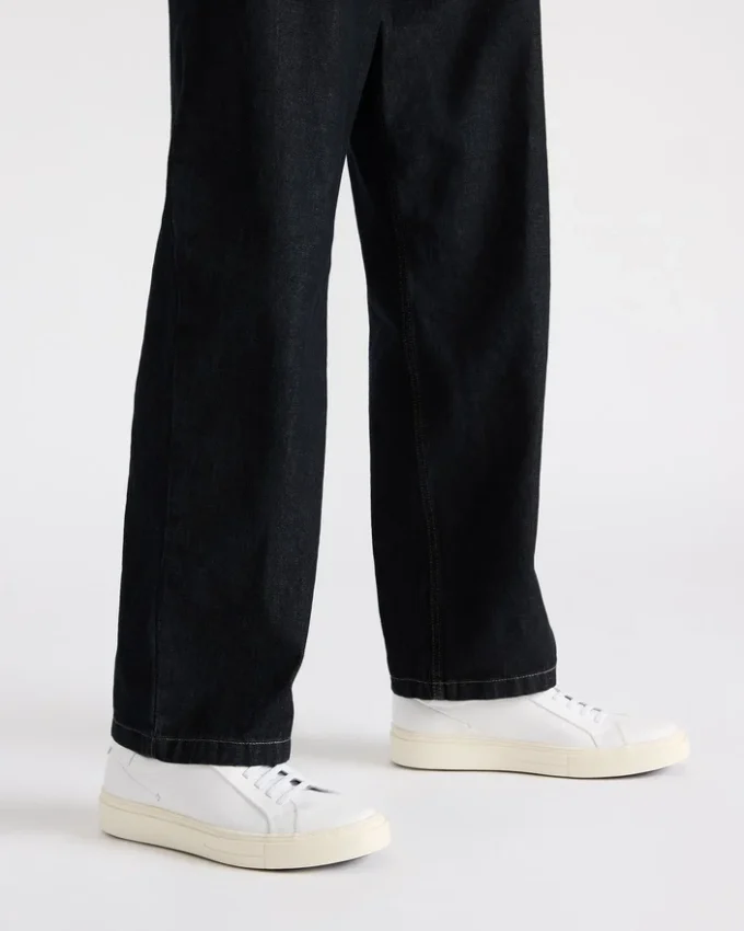 Zoii in pelle bianca