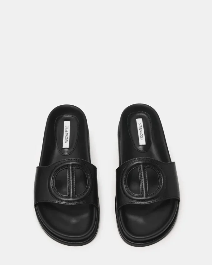 Zosia in pelle nera Zosia in pelle nera